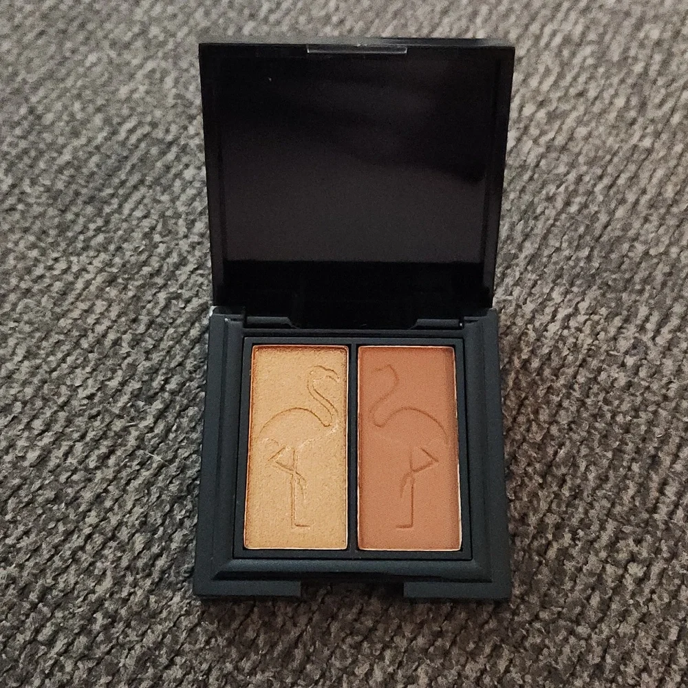 Shaina B Miami B. Brazen Eyeshadow Duo